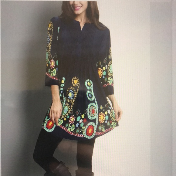 REBORN tunic - Picture 12 of 13